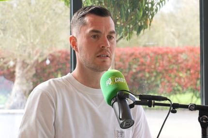 Ο Μάικλ Κιν αποκάλυψε πως μια βραδινή έξοδος κατέληξε σε έντονη επίπληξη από τον Σερ Άλεξ Φέργκιουσον